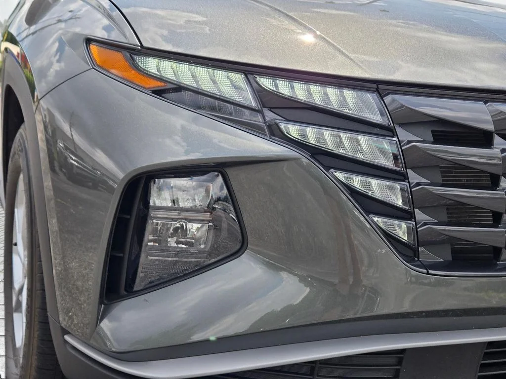 Used 2023 Gray Hyundai SEL image 2