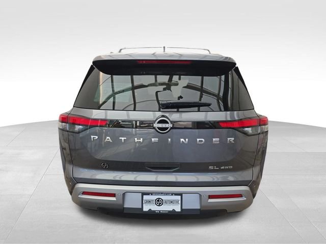 2025 Nissan Pathfinder SL photo 3
