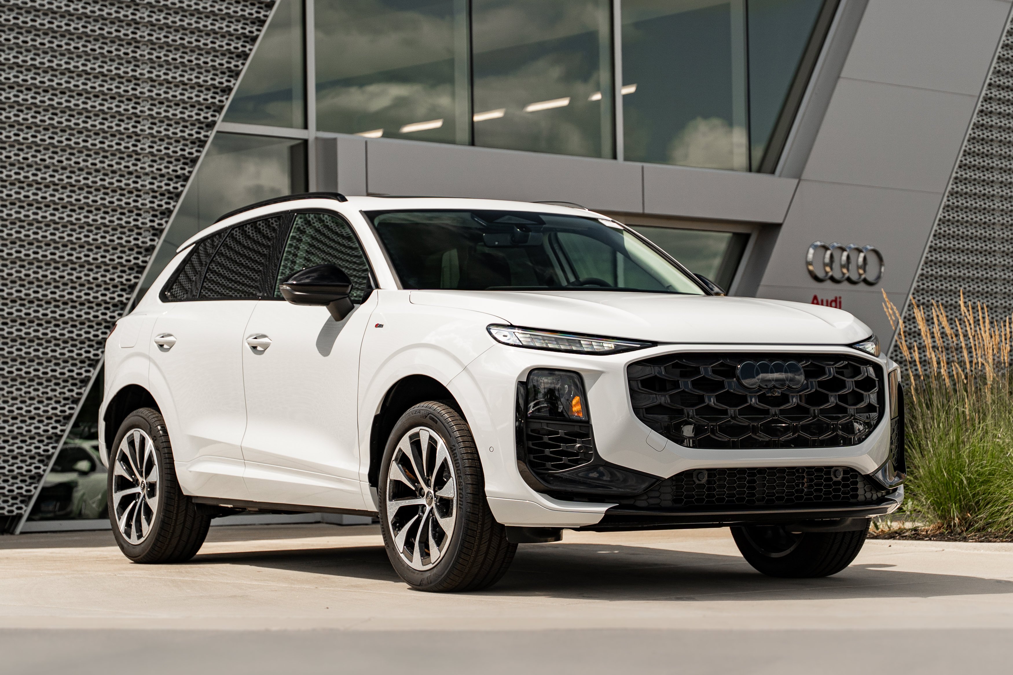 New 2026 Glacier Audi S line image 1