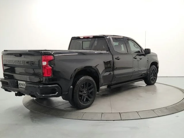 Used 2024 Black Chevrolet High Country image 7