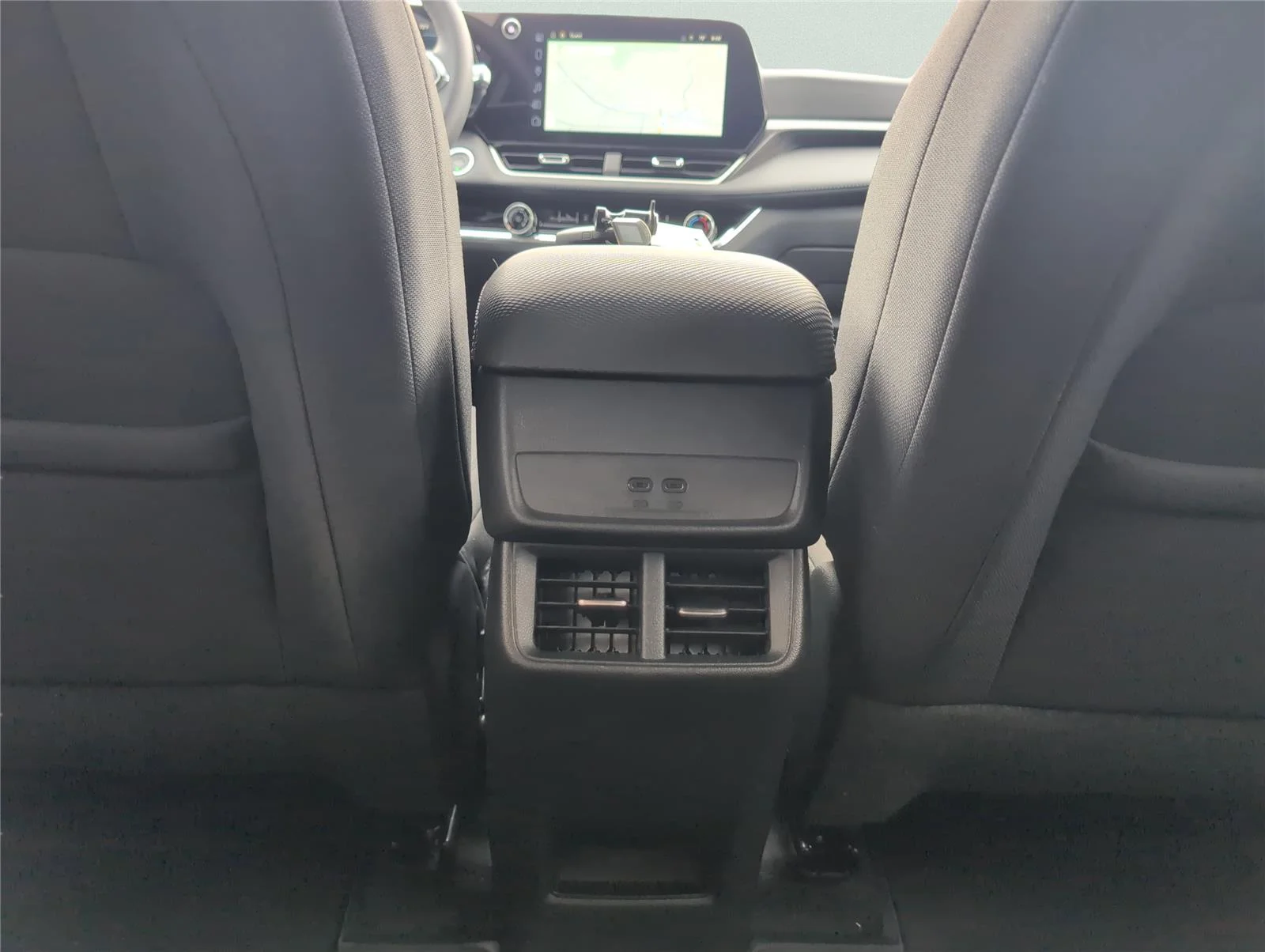 2026 Chevrolet Equinox LT - Photo 31