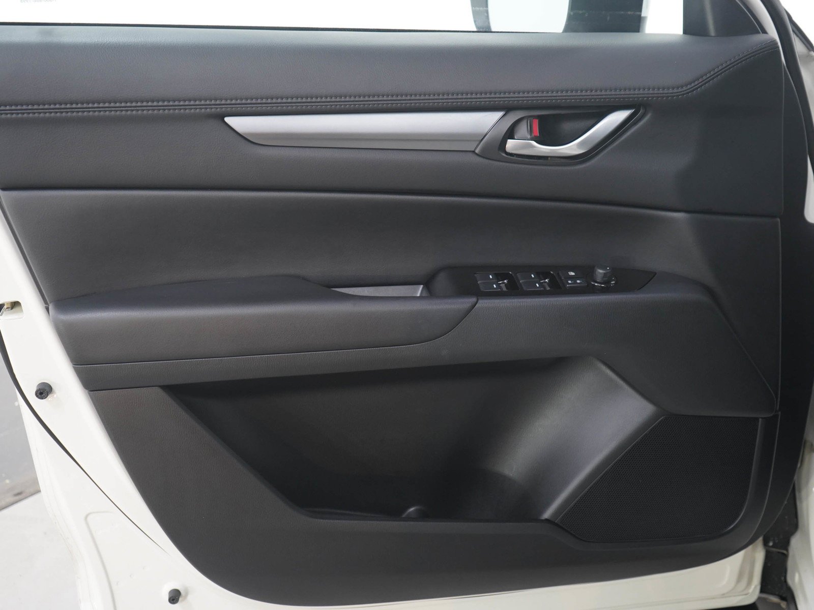 Used 2025 Rhodium White Metallic Mazda 2.5 S Preferred Package image 21