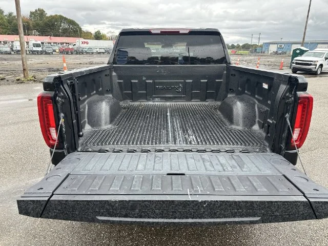 Used 2025 Black GMC SLT image 29