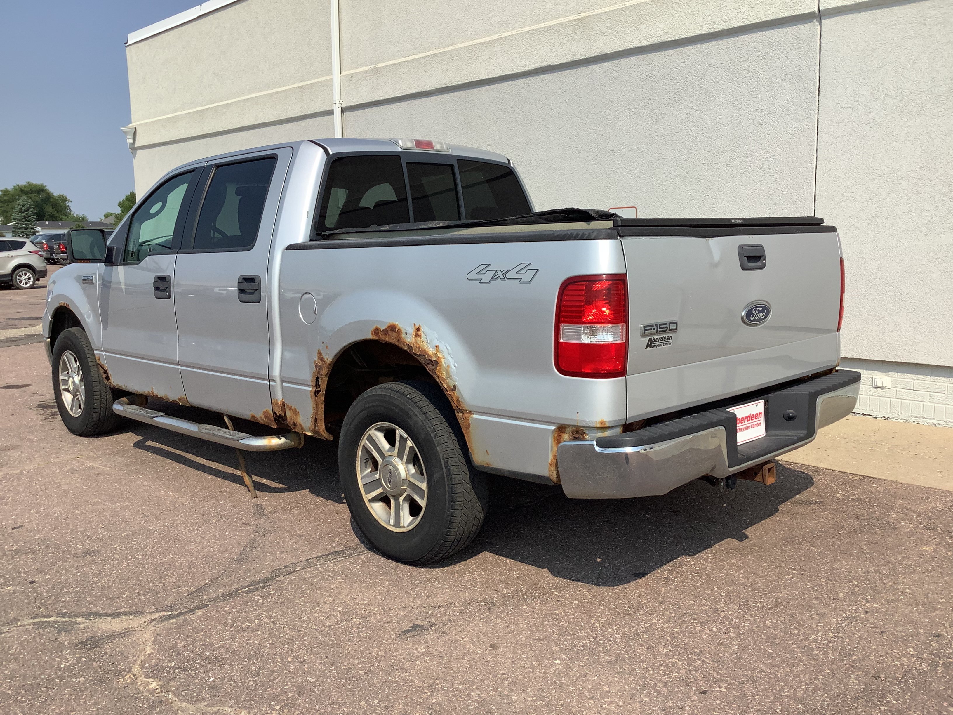 Used 2005 Silver Ford XLT image 7