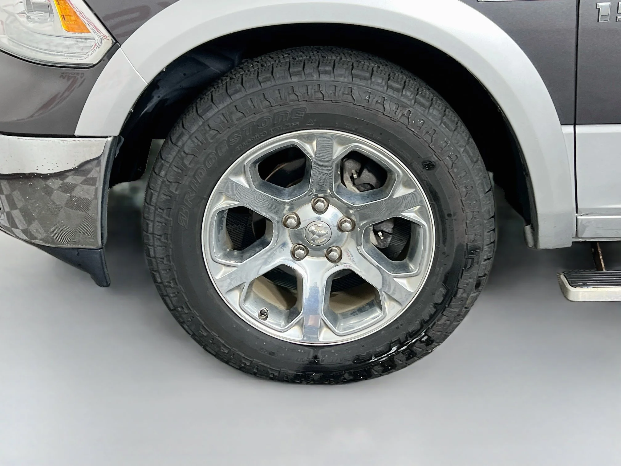 Used 2016 Granite Crystal Metallic Clearcoat Ram LARAMIE image 10
