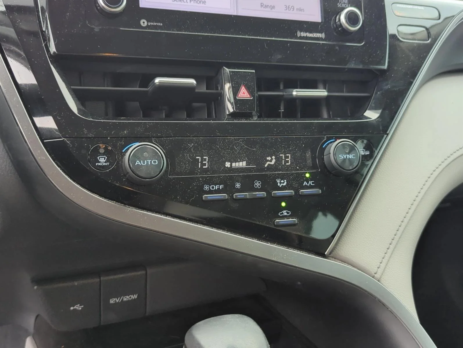 Used 2023 Ice Cap Toyota SE image 18