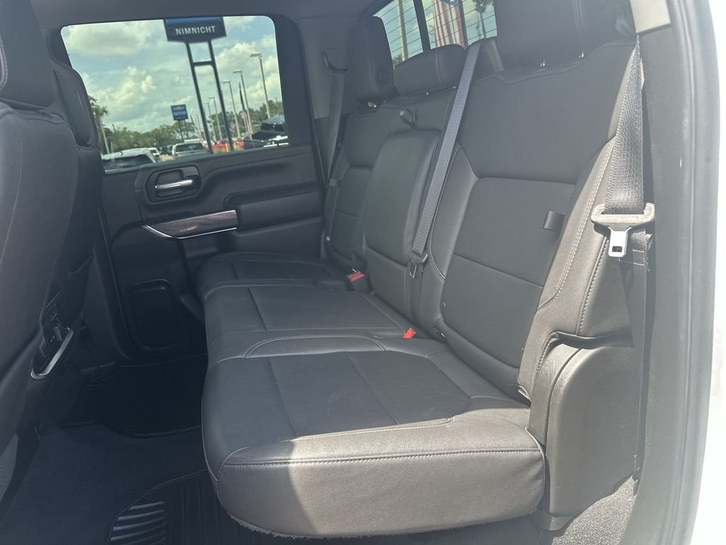 Used 2022 Summit White Chevrolet LTZ image 18