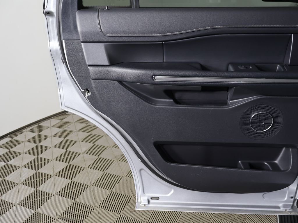 2022 Ford Expedition XLT - Photo 25