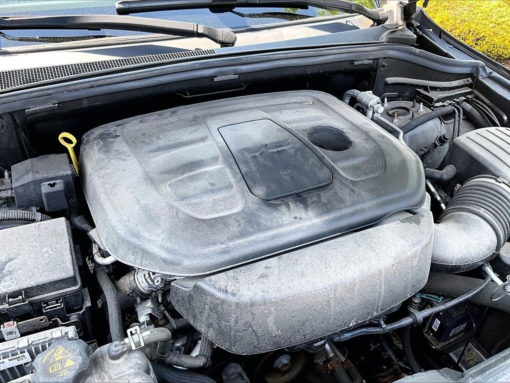 Used 2020 Gray Jeep Altitude image 32