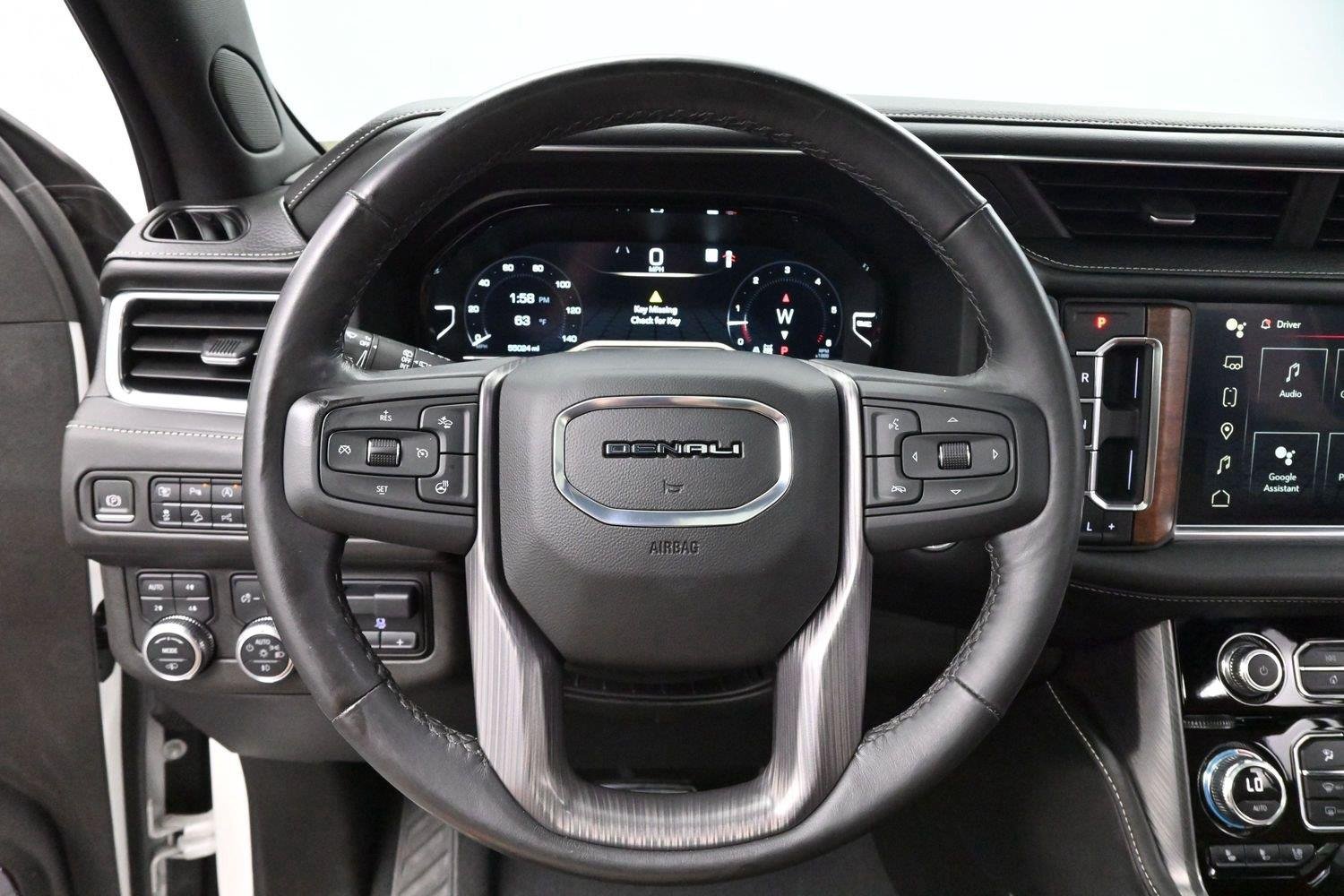 Used 2023 WHITE FROST TRICOAT GMC Denali Ultimate image 17