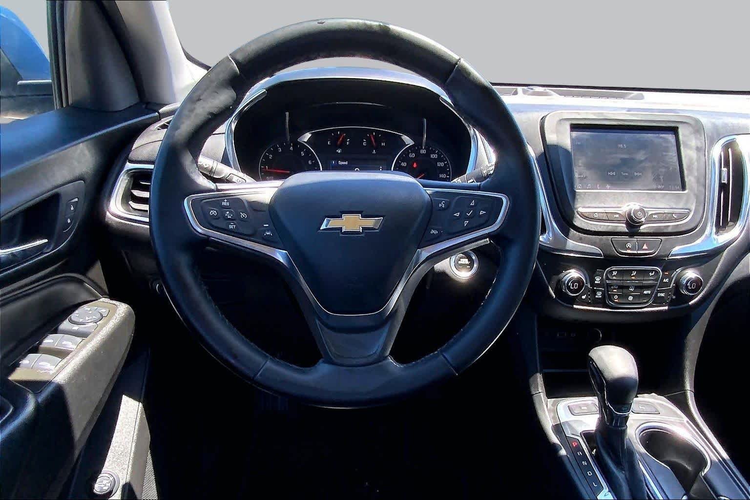 Used 2024 Lakeshore Blue Metallic Chevrolet LT image 6