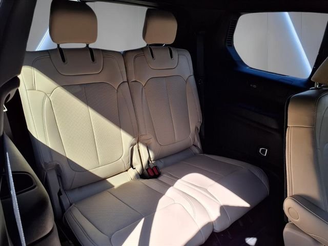 2025 Jeep Grand Cherokee L Limited - Photo 18