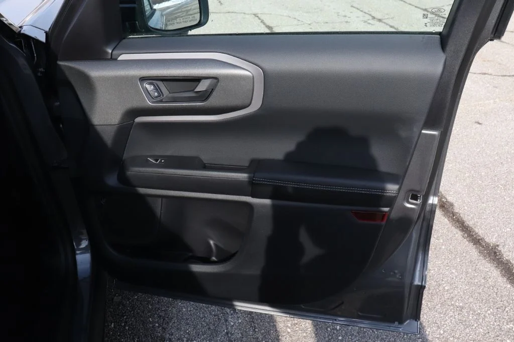 New 2025 Carbonized Gray Metallic Ford Outer Banks® image 40