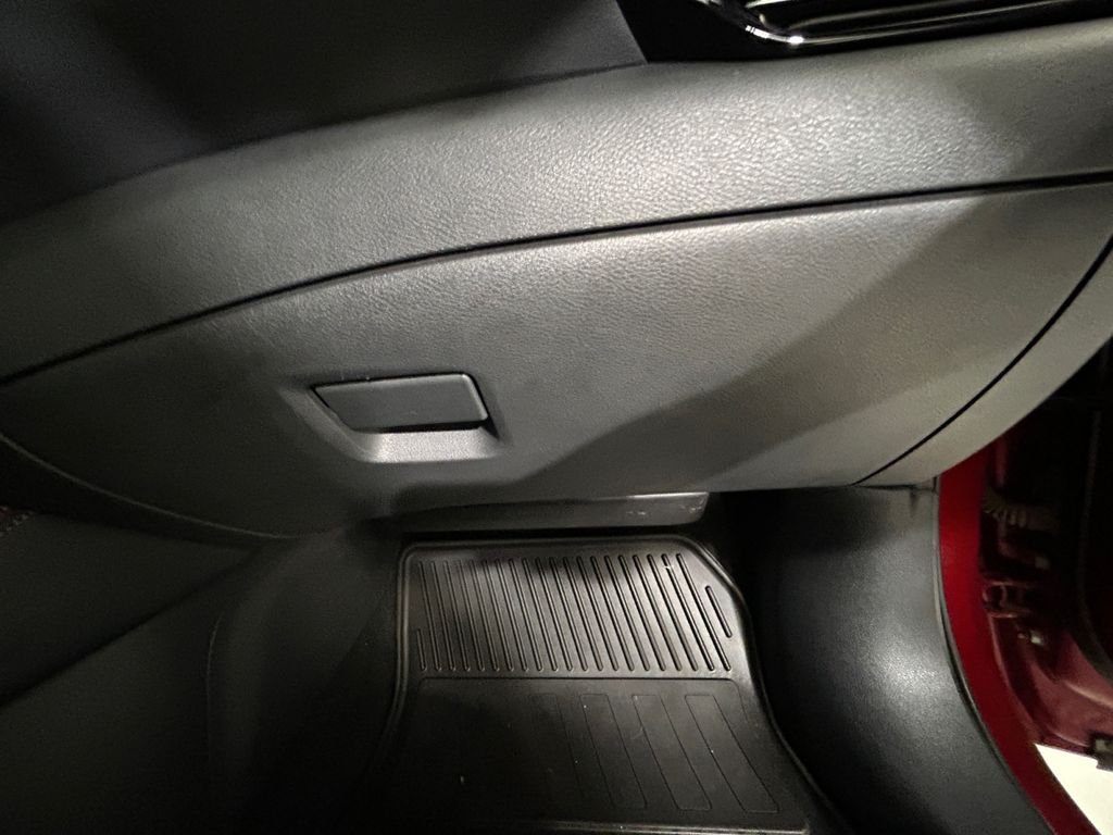 Used 2024 Red Nissan SR image 24