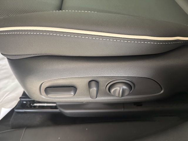 2026 Buick Encore GX Sport Touring - Photo 8