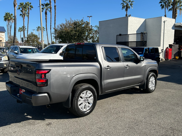 Used 2022 Gray Nissan SV image 11