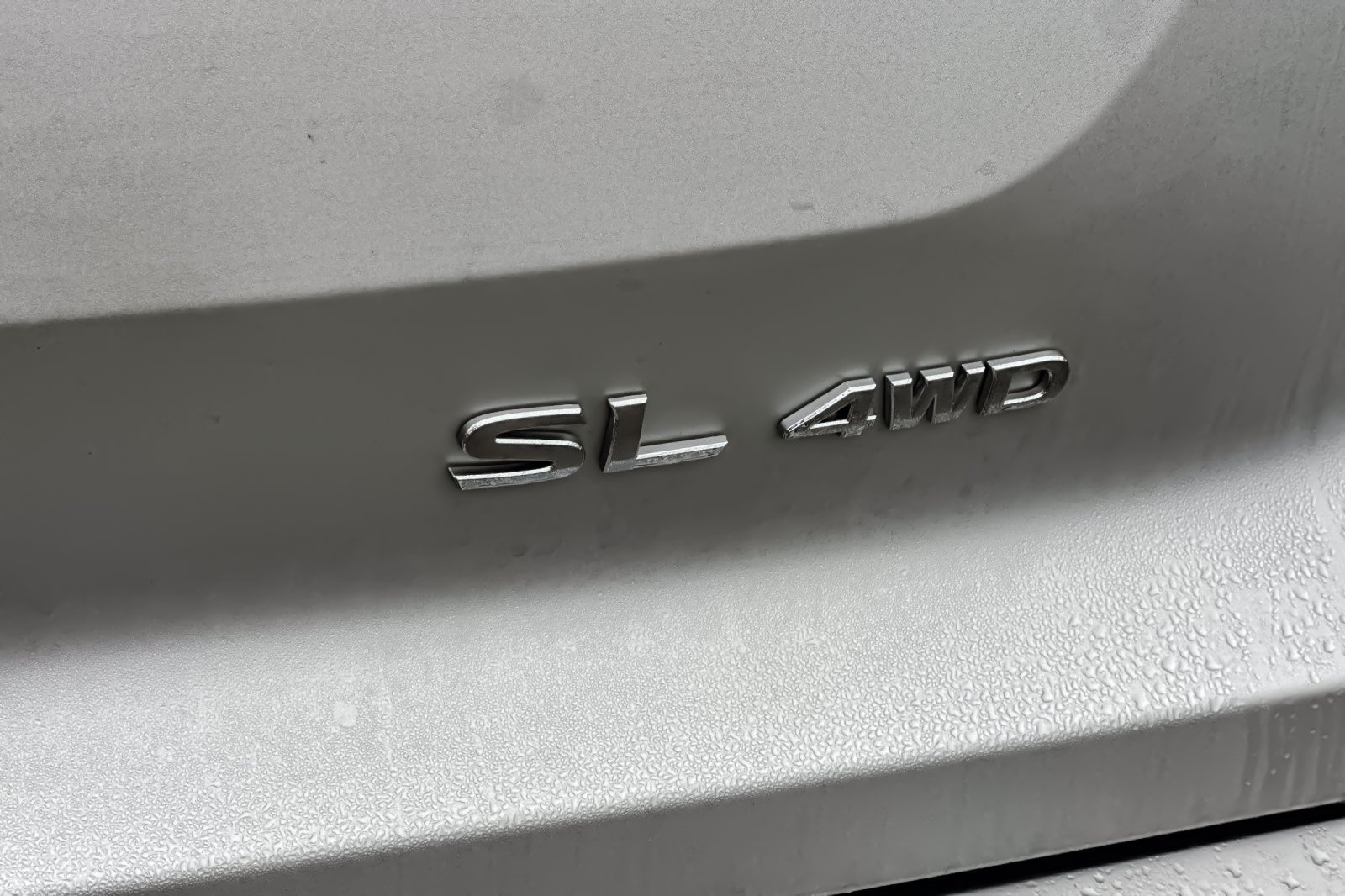 Used 2025 Silver Nissan SL image 24