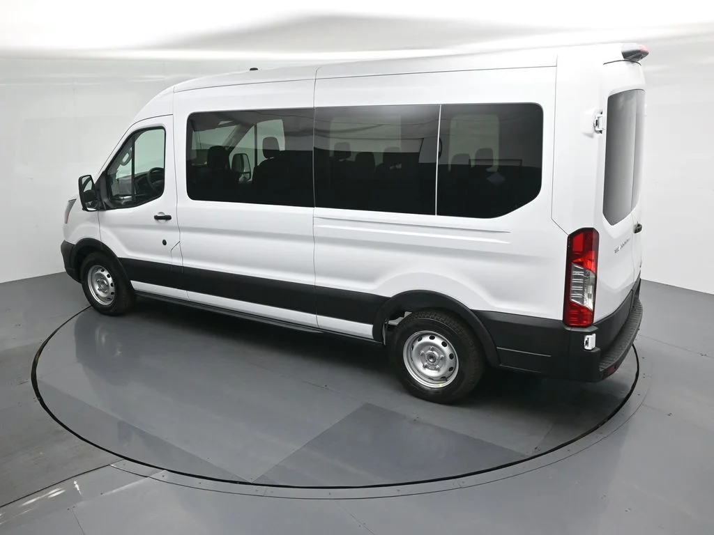 New 2025 White Ford XL image 33