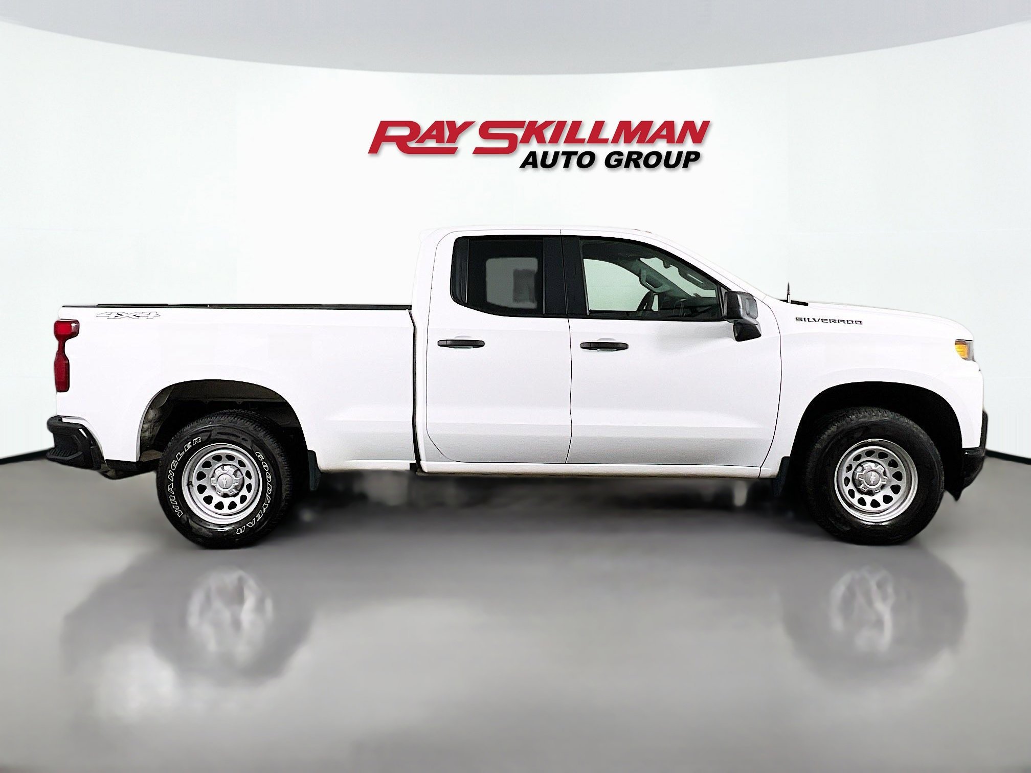Used 2021 Summit White Chevrolet WORK TRUCK image 8