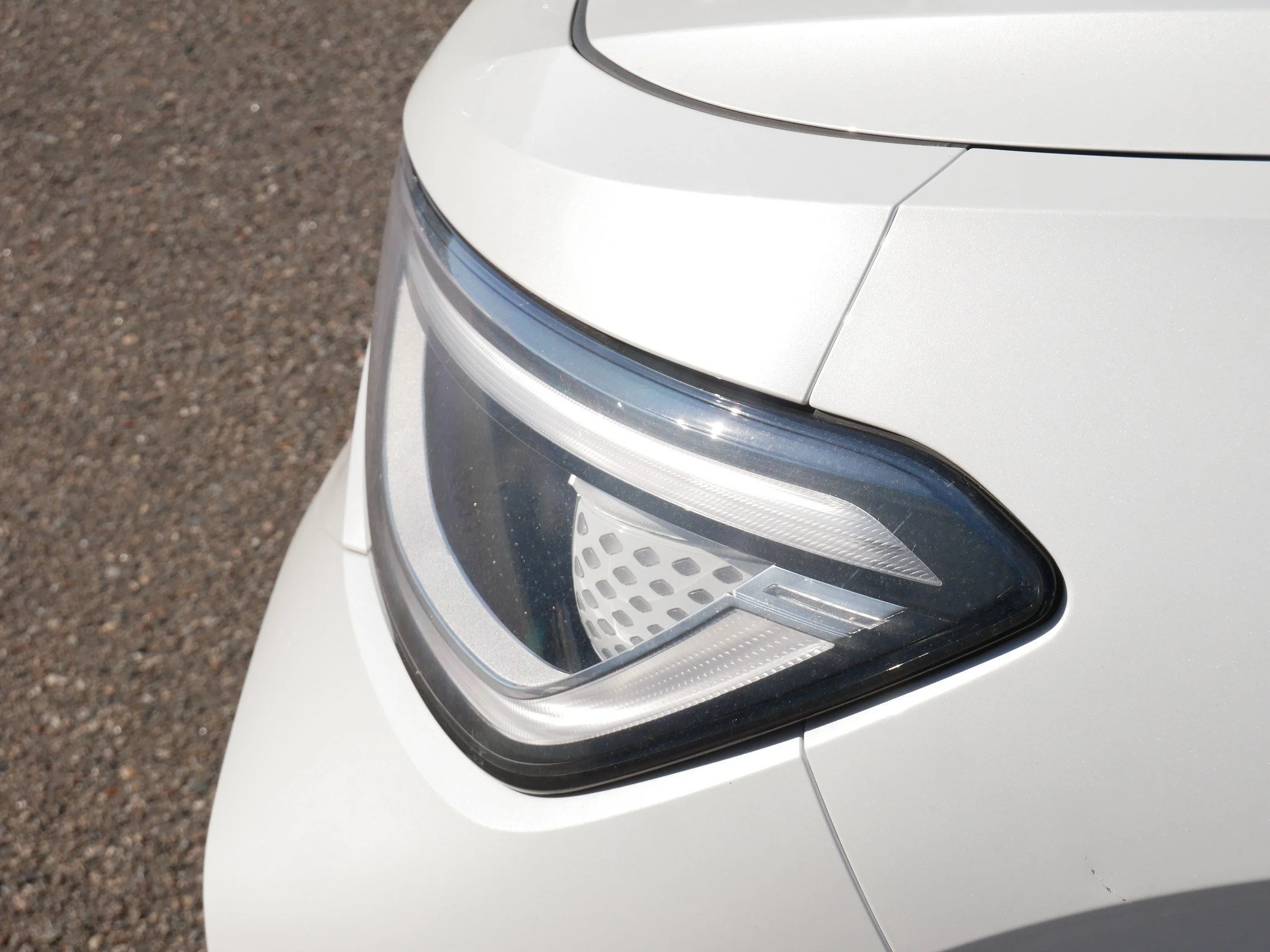 Certified Used 2023 Opal White Pearl Volkswagen Pro S image 15