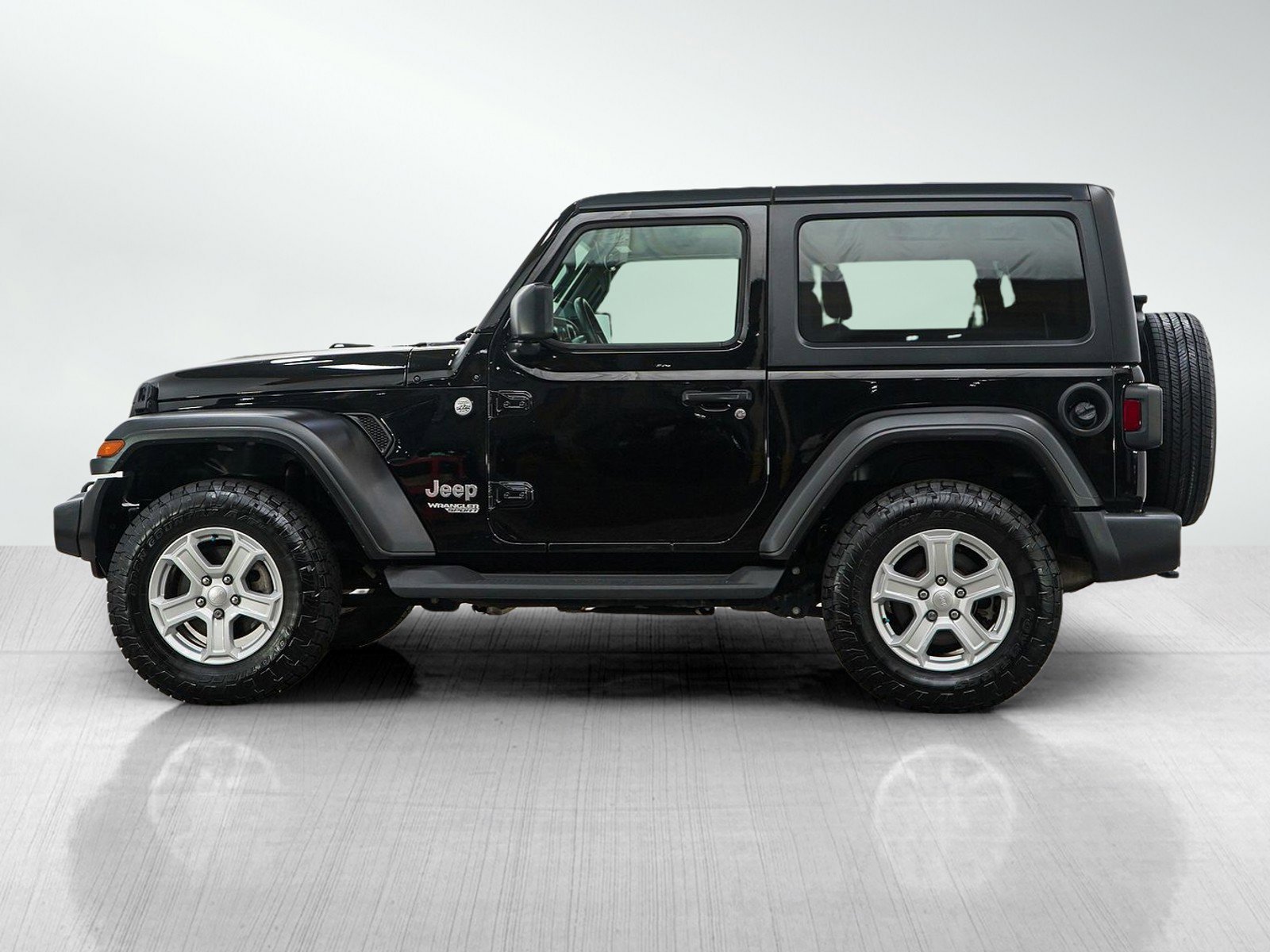 Used 2021 Jeep Wrangler Sport S with VIN 1C4GJXAN4MW562291 for sale in South Saint Paul, Minnesota