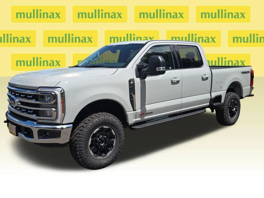 New 2026 White Ford XLT image 10