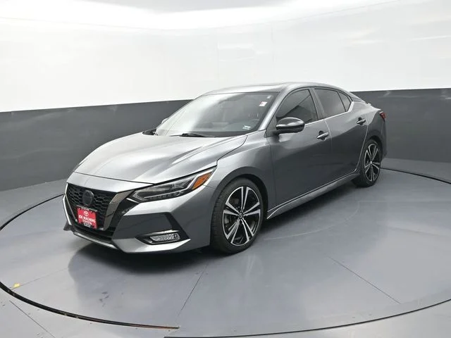 Used 2023 Gray Nissan SR image 3