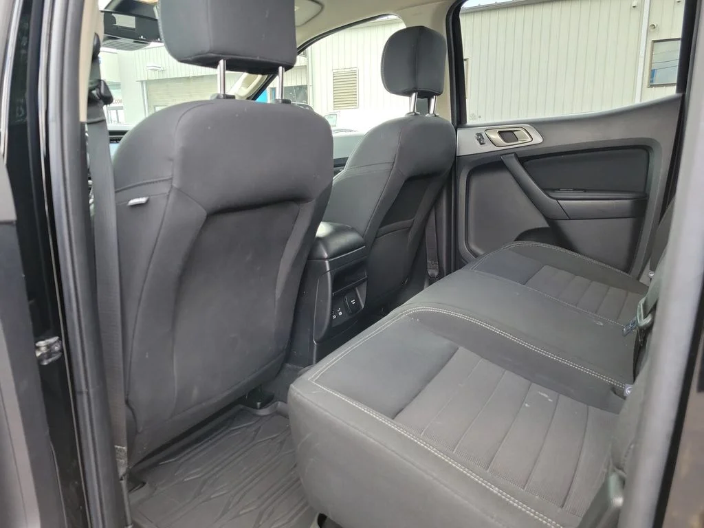 Used 2019 Black Ford XLT image 18
