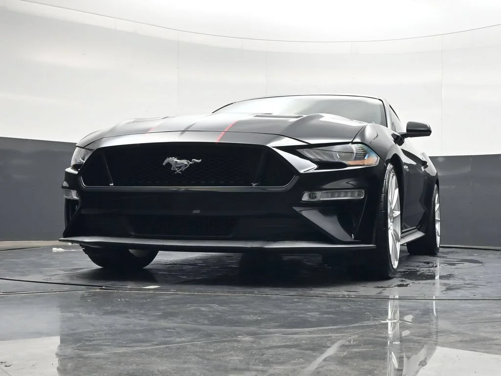 Used 2018 Black Ford GT image 26