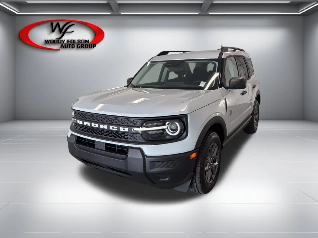 New 2026 Space White Metallic Ford Big Bend® image 3