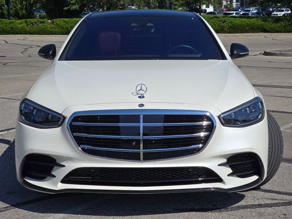 Certified Used 2022 MANUFAKTUR Diamond White Mercedes-Benz S 580 image 11