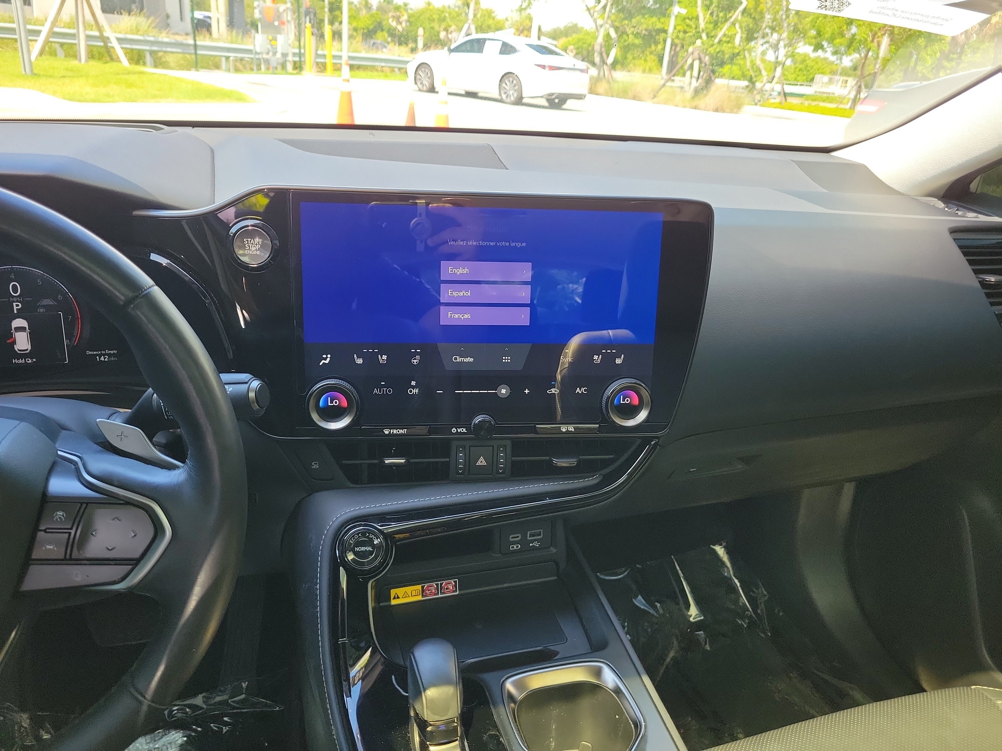 Used 2024 Silver Lexus 350 Luxury image 16