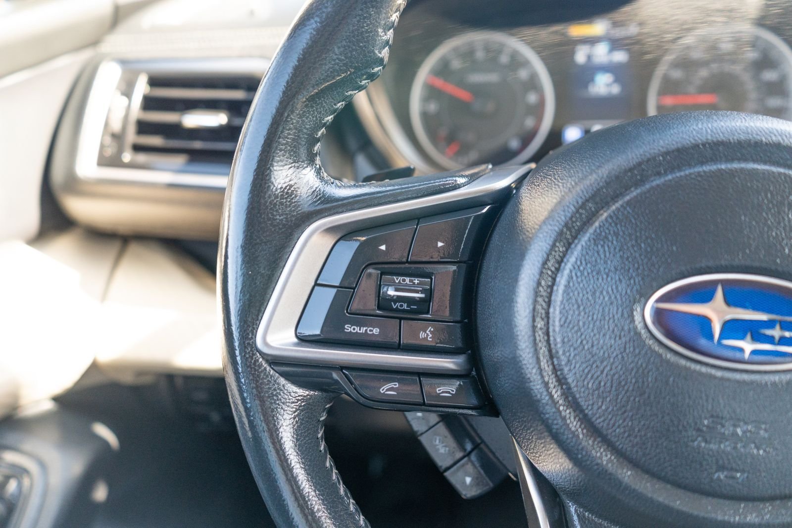 Used 2019 Crystal White Pearl Subaru Premium image 27