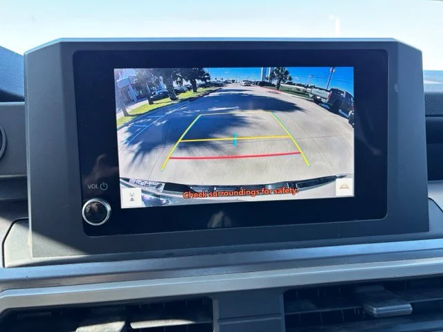 Used 2025 Silver Toyota SR5 image 12