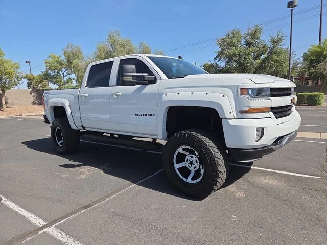 2017 Chevrolet Silverado 1500 LT 4X4 Crew Cab Short Box's photo