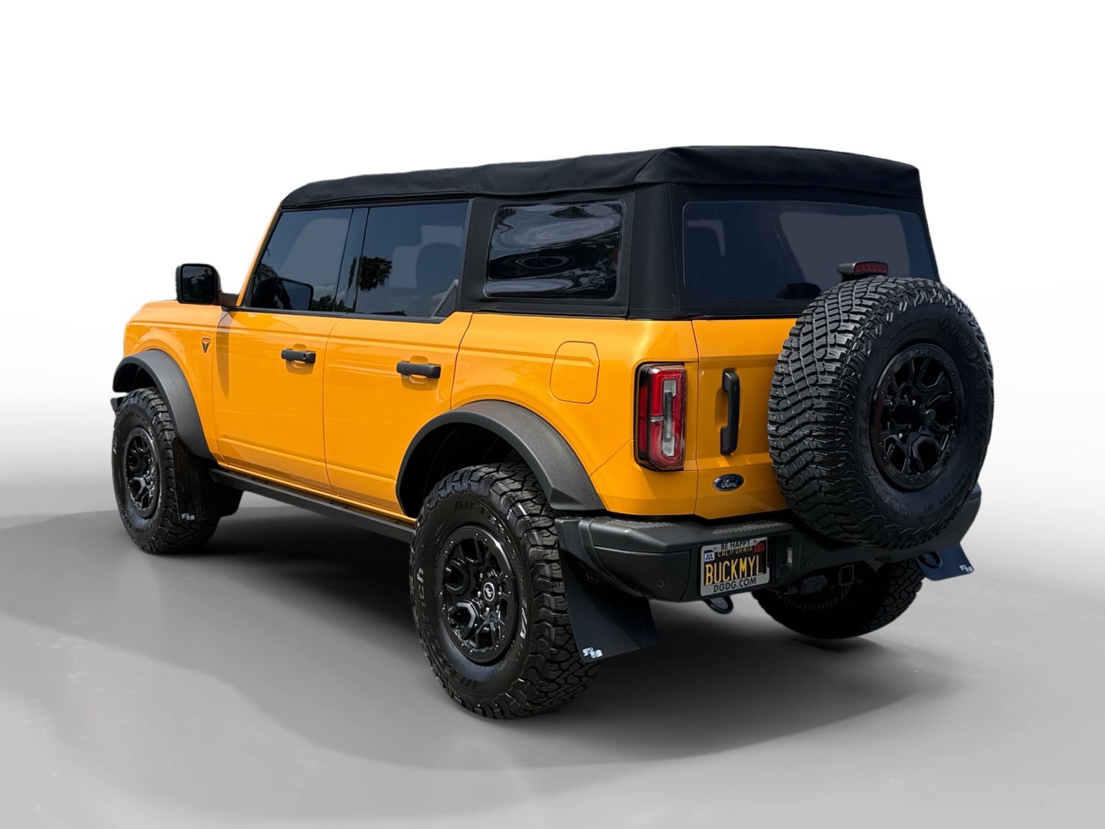 Certified Used 2022 Orange Metallic Ford Badlands image 3