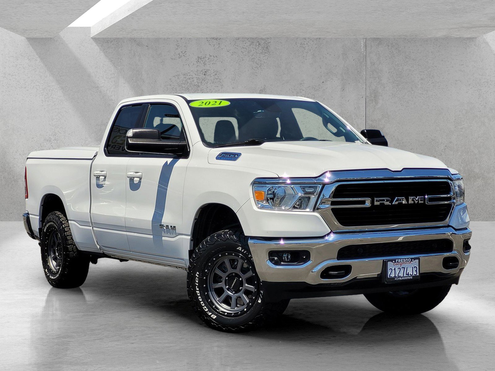 2021 RAM 1500 Big Horn/Lone Star 4x4 Quad Cab 6'4's photo