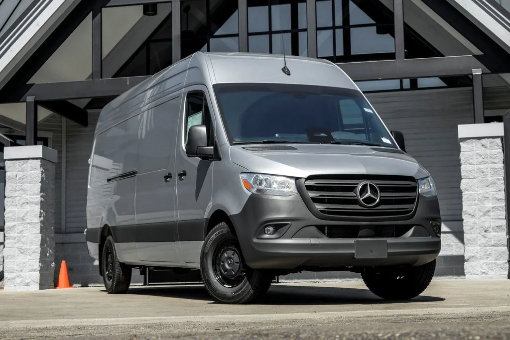 2026 Mercedes-Benz Sprinter 2500 170 WB HO High Roof's photo