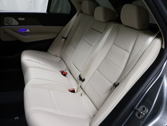 New 2026 Selenite Grey Metallic Mercedes-Benz GLE 450 image 12