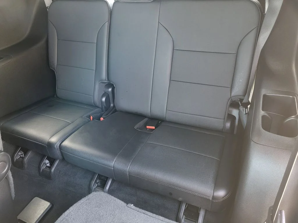 Used 2025 Summit White Buick Preferred image 22