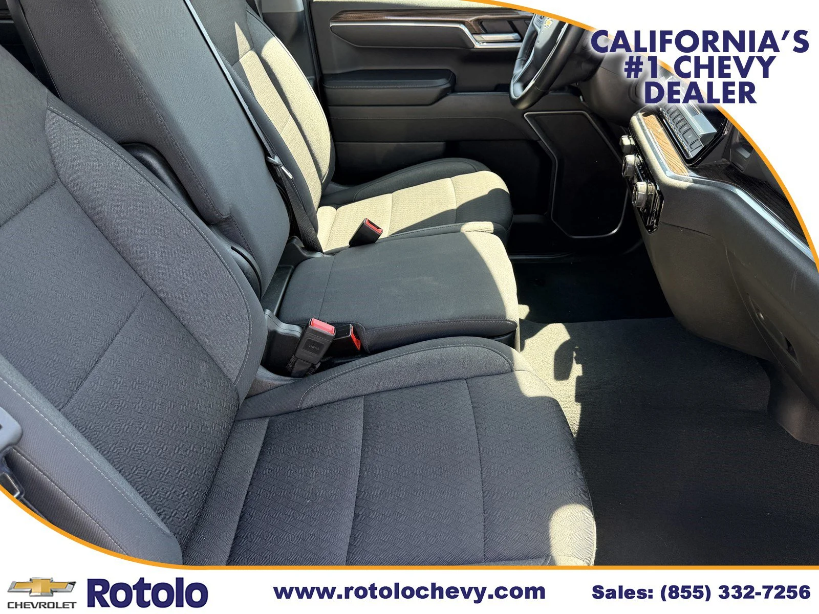 Used 2025 Sterling Gray Metallic Chevrolet LT image 8
