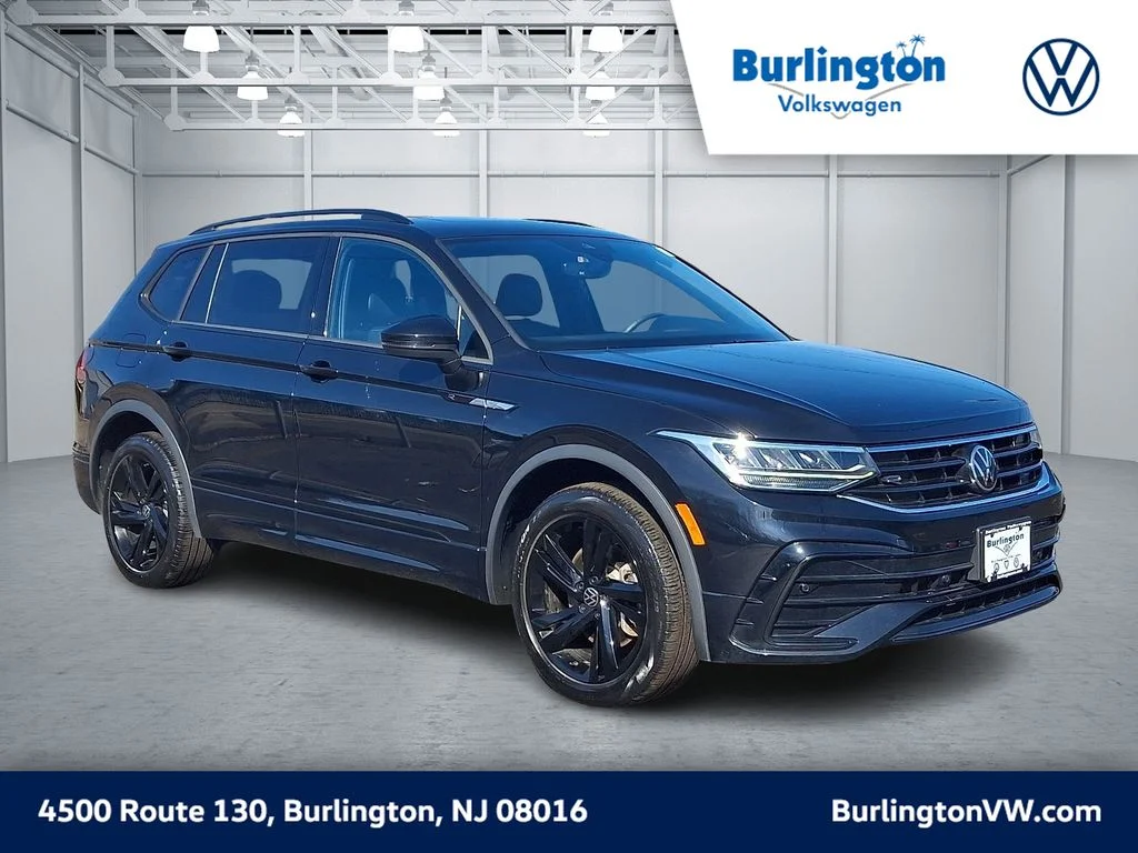 2023 Volkswagen Tiguan SE R-LINE BLACK