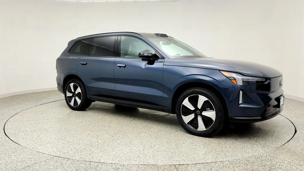 Used 2025 Denim Blue Metallic Volvo Twin Motor Plus 6-Seater w/ Tow Hitch & Panoramic Sunshade image 3