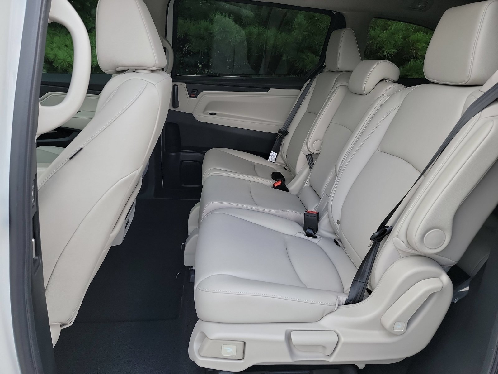 New 2027 Platinum White Pearl Honda EX-L image 28
