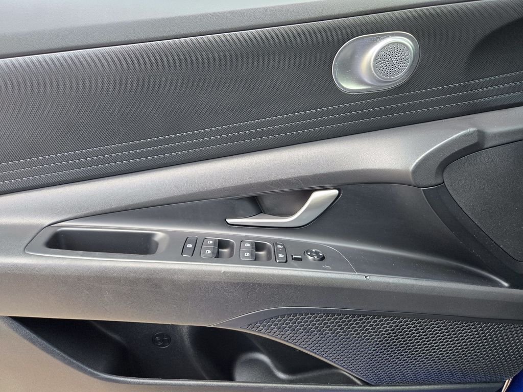 Used 2024 Blue Hyundai SEL image 15