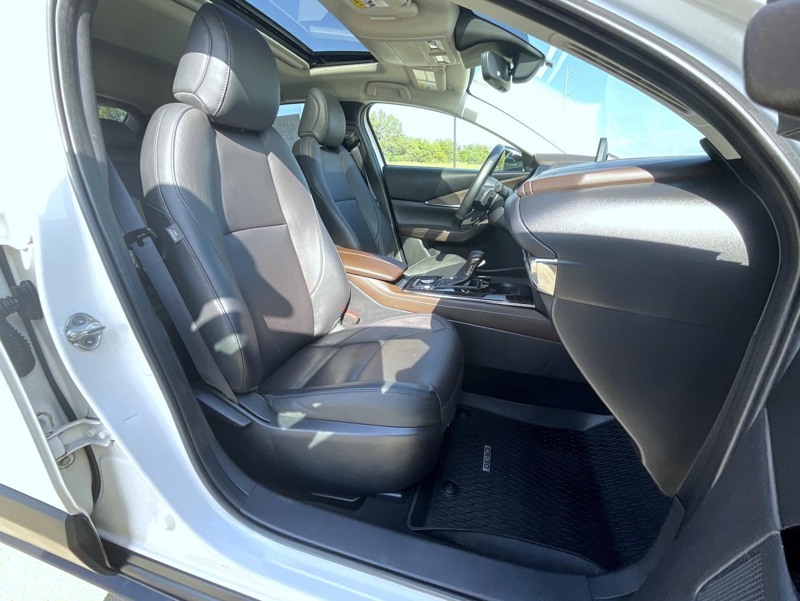 Used 2022 White Mazda 2.5 Turbo Premium Plus Package image 16