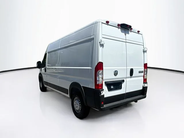 New 2026 Bright White Clear-Coat Exterior Paint RAM  image 5