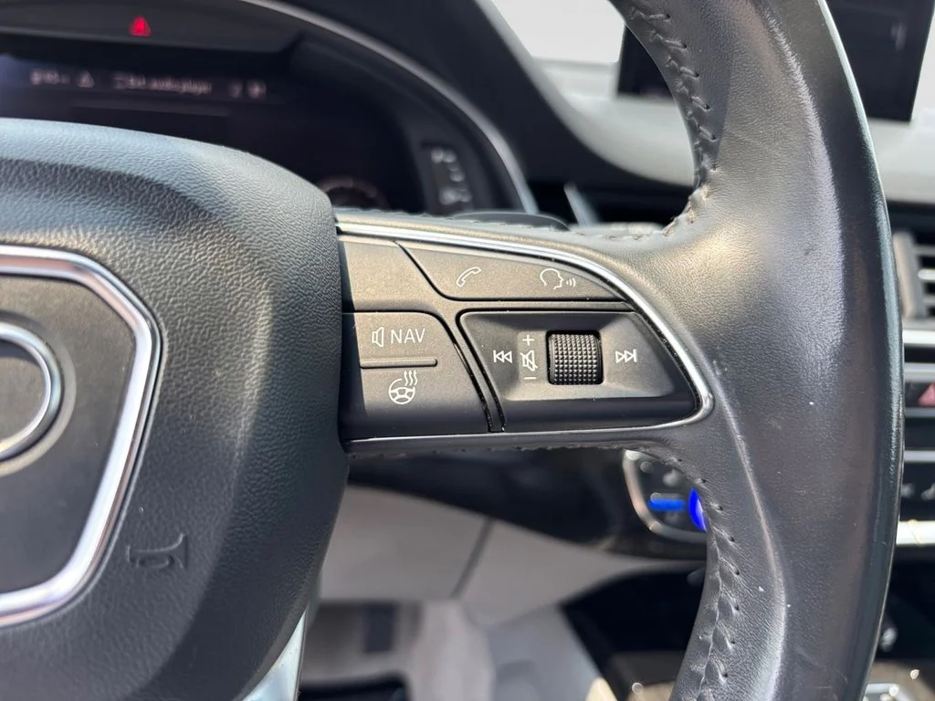 Used 2018 Gray Audi 3.0T Prestige image 27