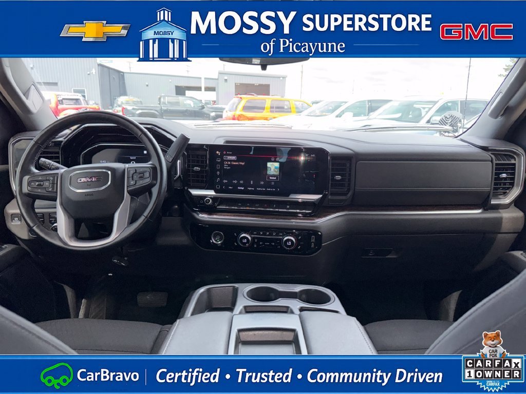 2023 GMC Sierra 1500 SLE - Photo 14