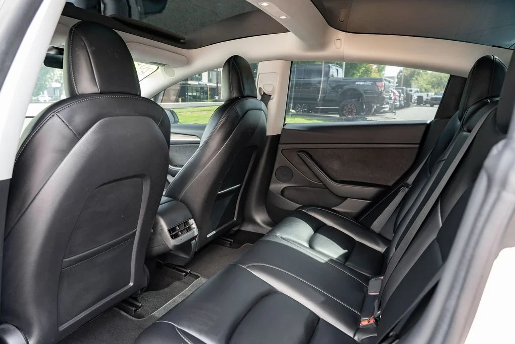 Used 2022 White Tesla Long Range image 19
